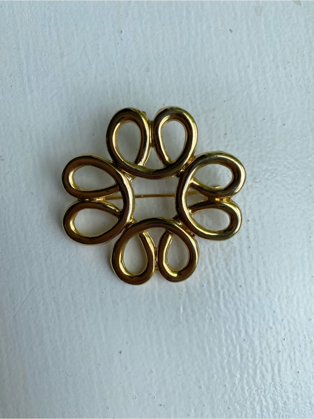 Vintage SFJ signed gold tone Celtic Eternity Knot Brooch